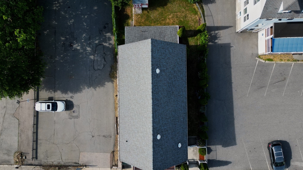 190 Cherry St Property Photo 6