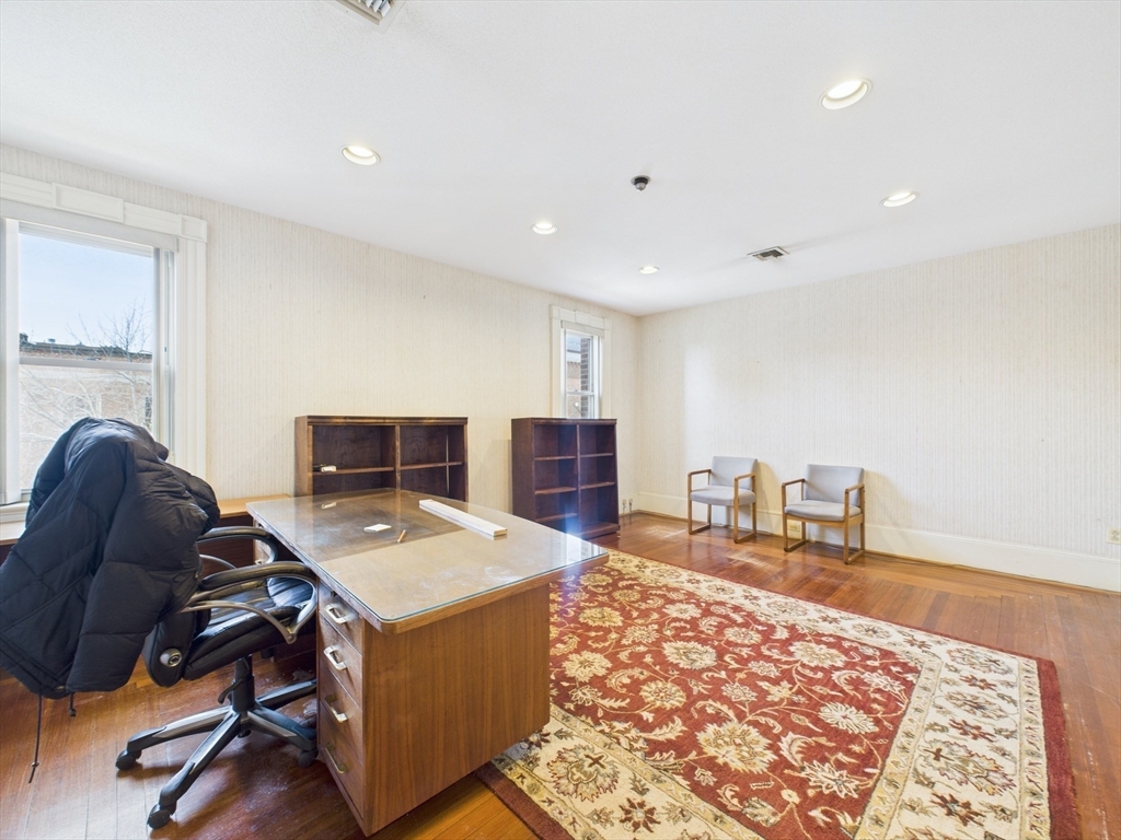 73 Chestnut St Property Photo 32