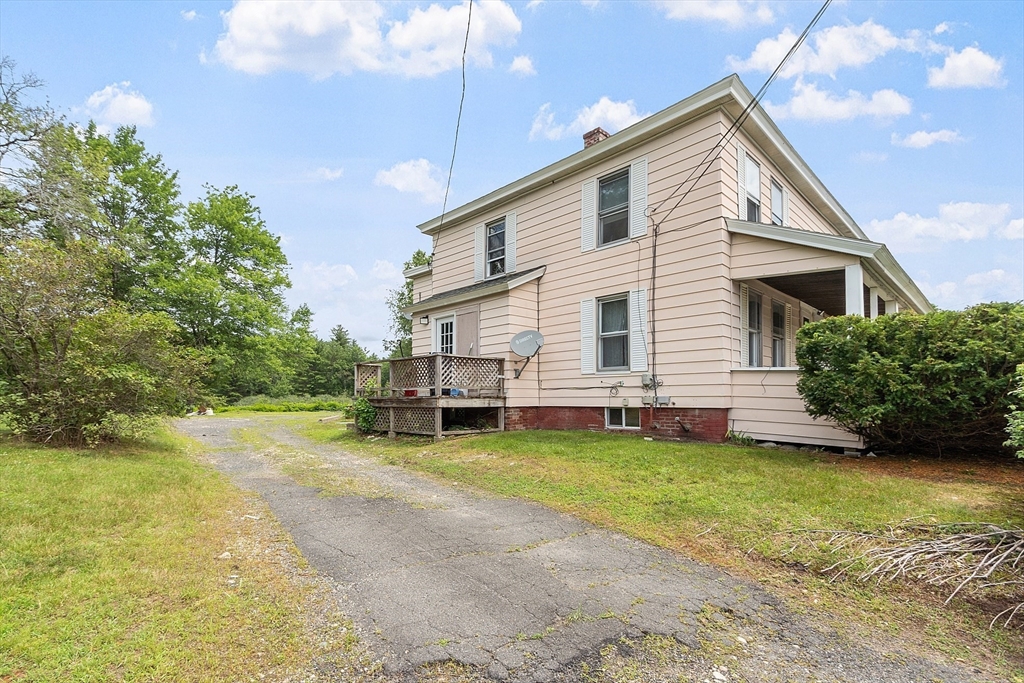 331-333 E Main St Property Photo 8