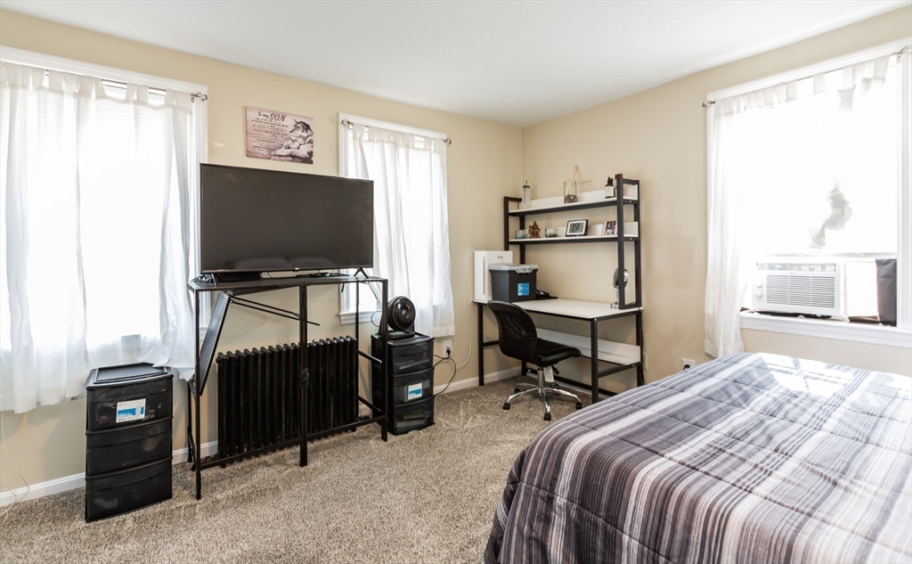 52 High St Property Photo 6