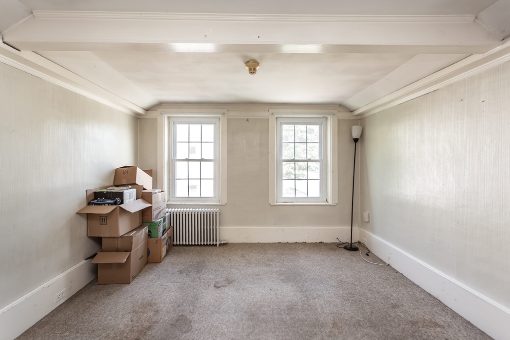 52 High St Property Photo 17