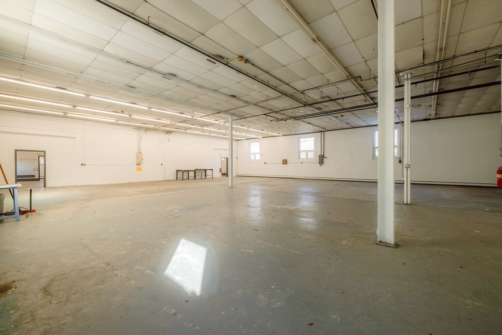 240 Shrewsbury Property Photo 6
