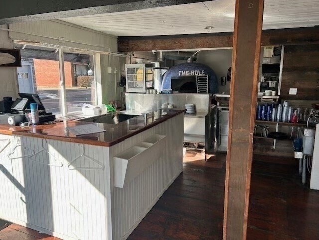 71 Water St Property Photo 13