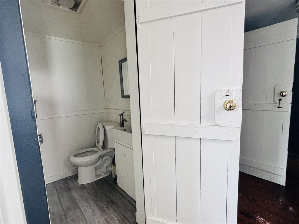 71 Water St Property Photo 15