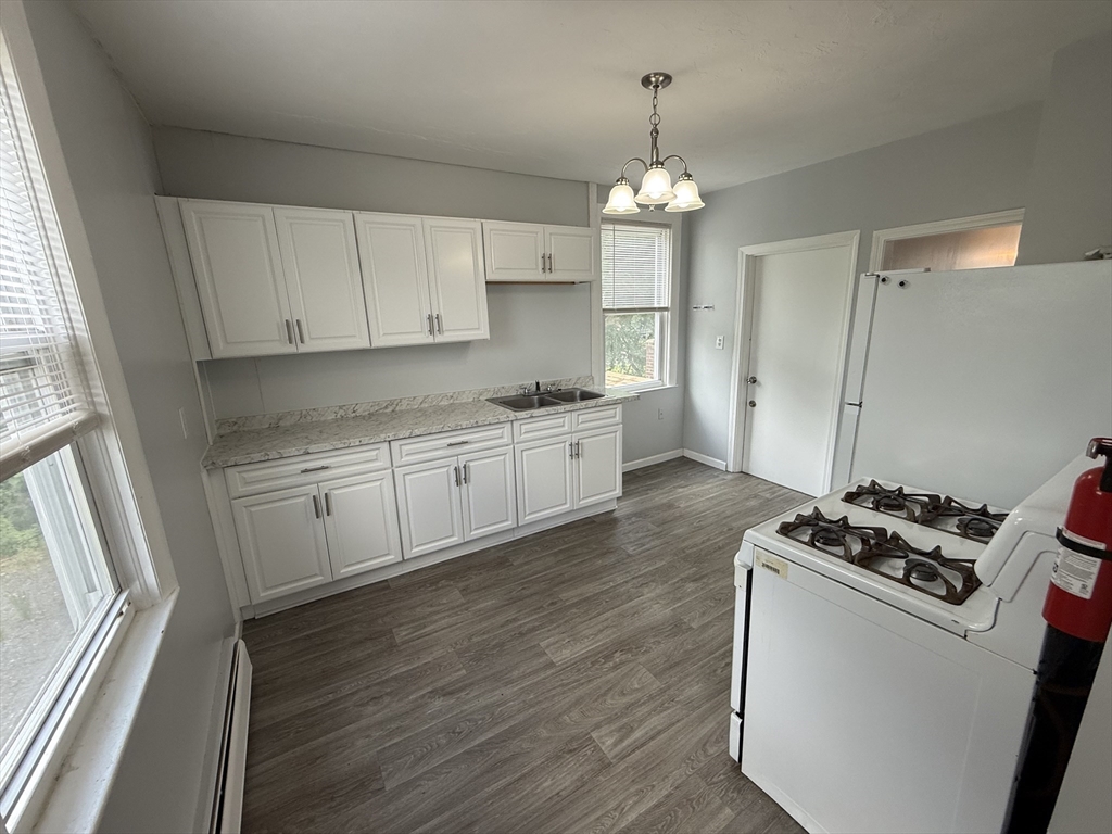 1728 Elmwood Ave Property Photo 30