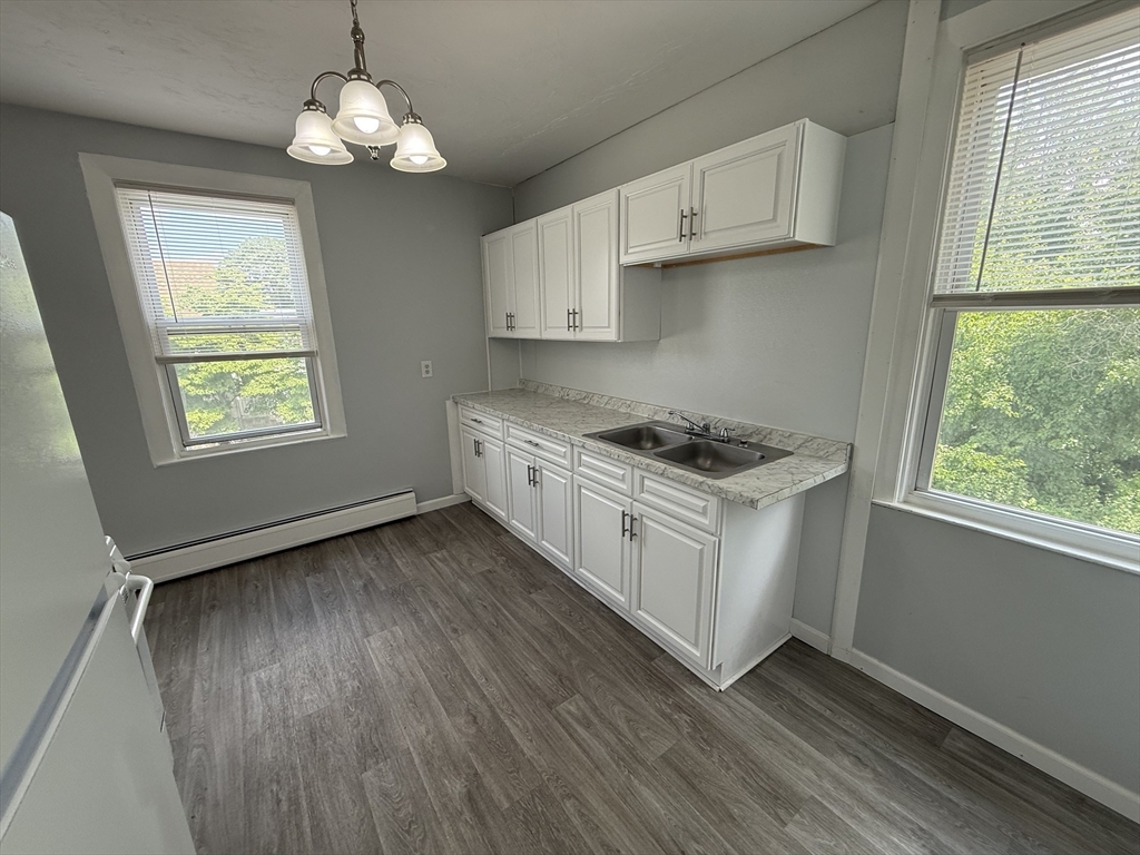 1728 Elmwood Ave Property Photo 32