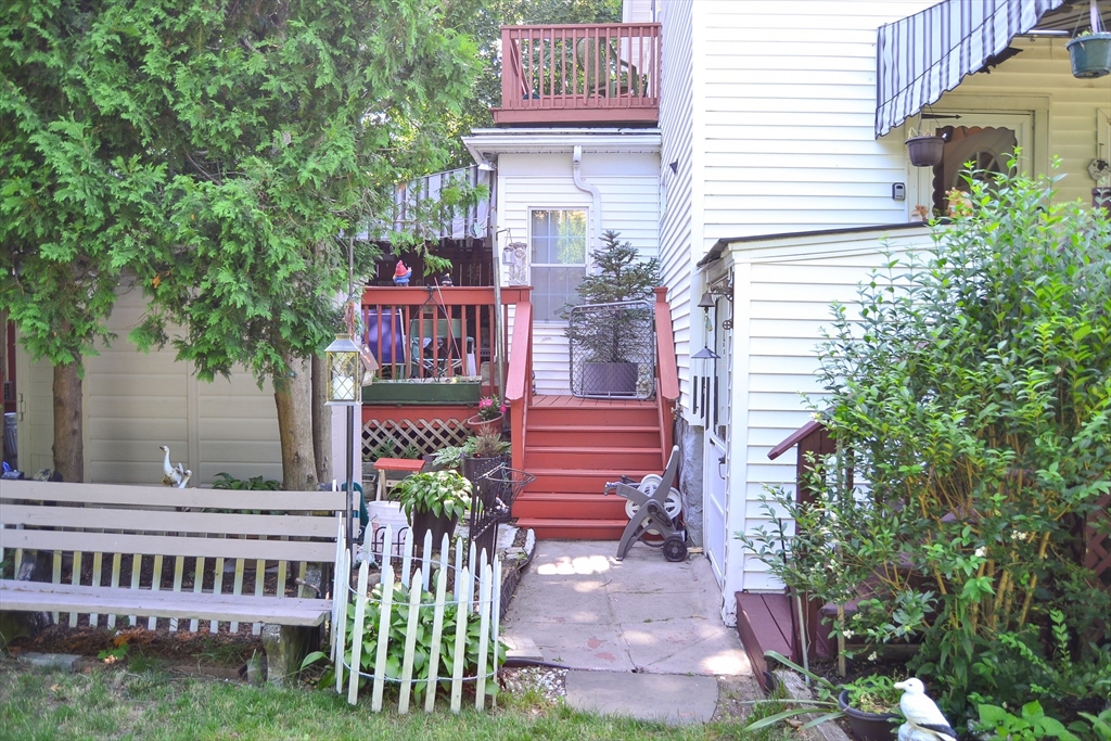 348 North St Property Photo 35