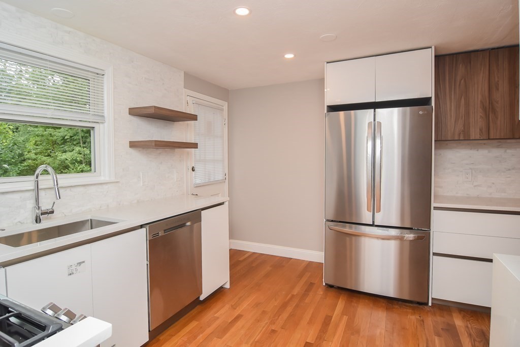4-14 Rodgers Ave # 4