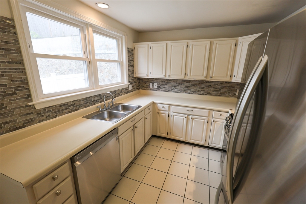 8 Mount Calvary Road # 8 Property Photo 3