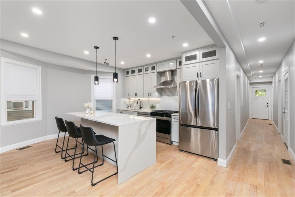 755 Boylston St # 1 Property Photo 8