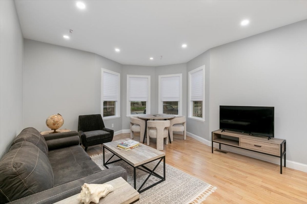 755 Boylston St # 1 Property Photo 12