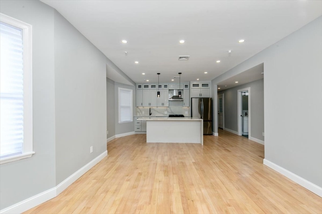755 Boylston St # 2 Property Photo 10