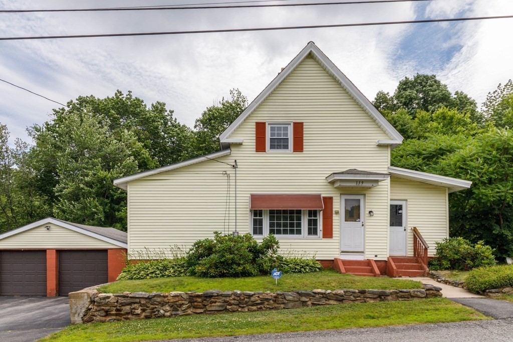 139 Ash Street Property Photo 1
