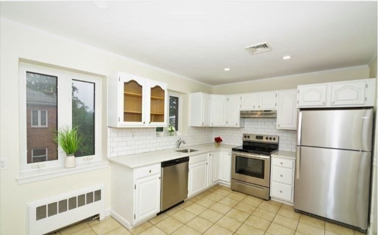 548 Centre # U5 Property Photo 1