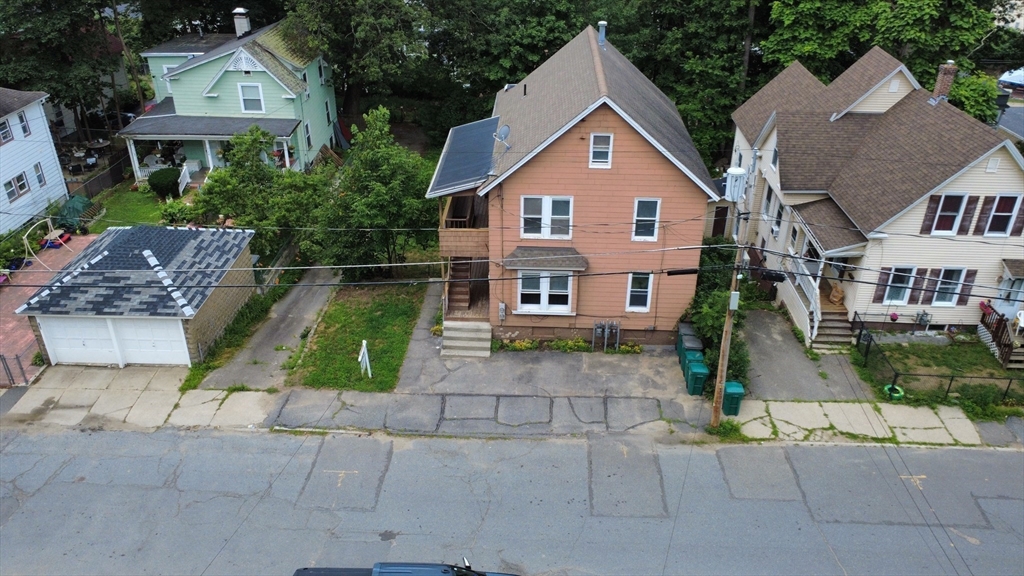 154 Marshall St Property Photo 9