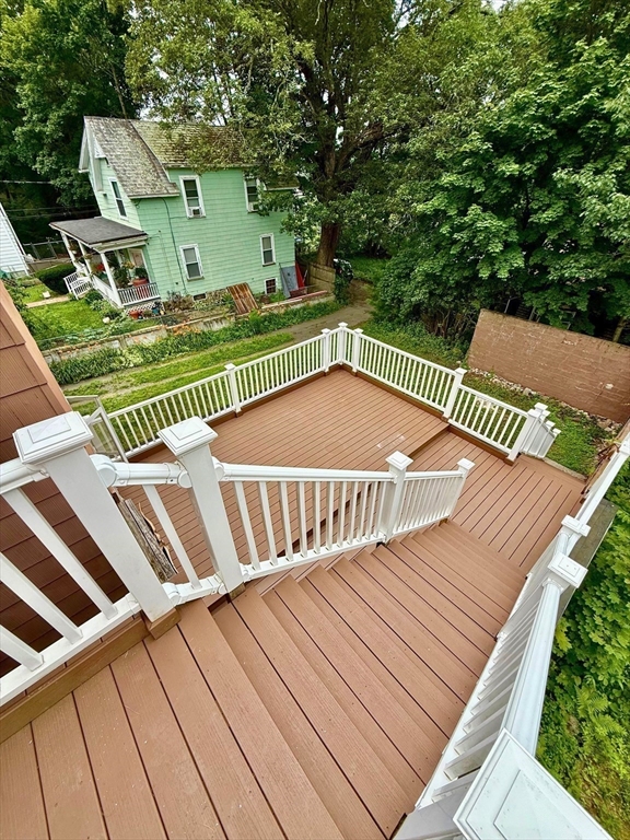 154 Marshall St Property Photo 11