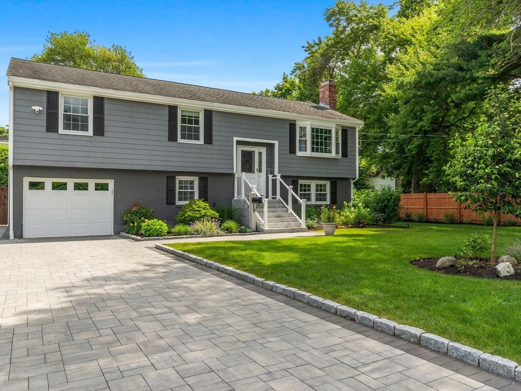 134 Beacon Hill Blvd Property Photo 1