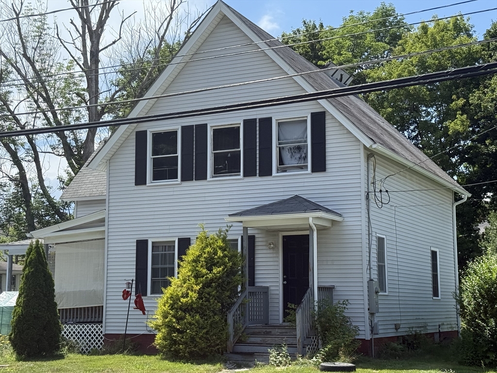 114 Green St Property Photo 1