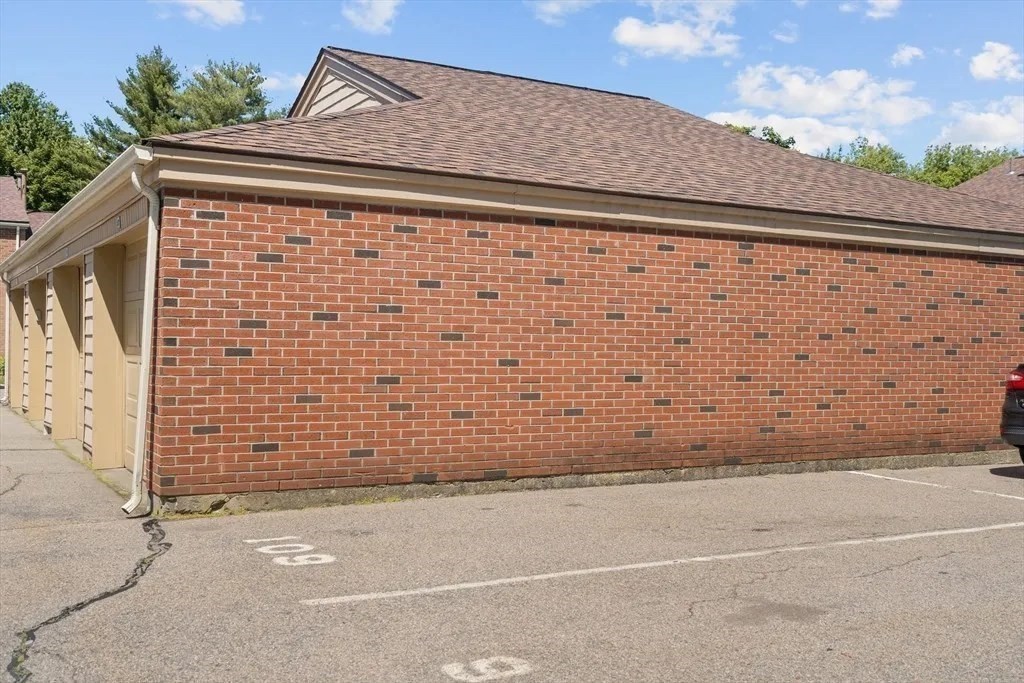 109 Greenbrook Dr # 109 Property Photo 37