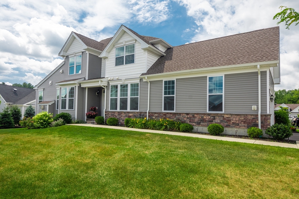 10 Lansing Way # 10 Property Photo 1