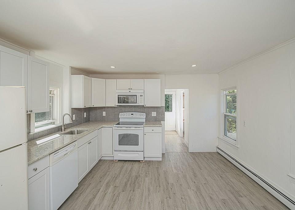 30 Pleasant St # 30 Property Photo 1