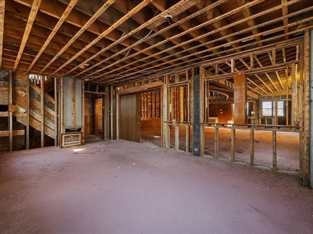 8 Carver Street Property Photo 19