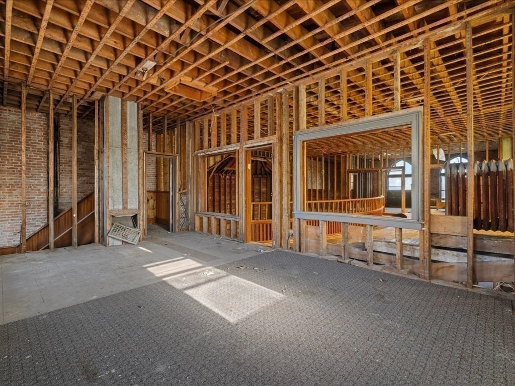 8 Carver Street Property Photo 22