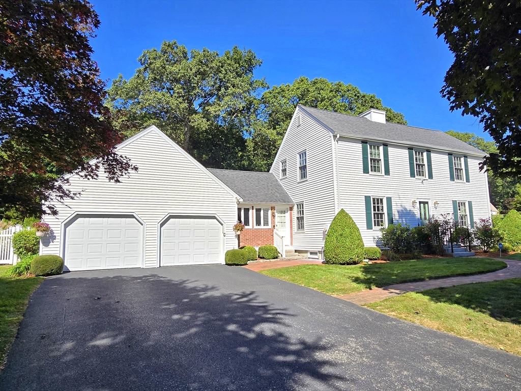 42 Wayside Ln Property Photo 1