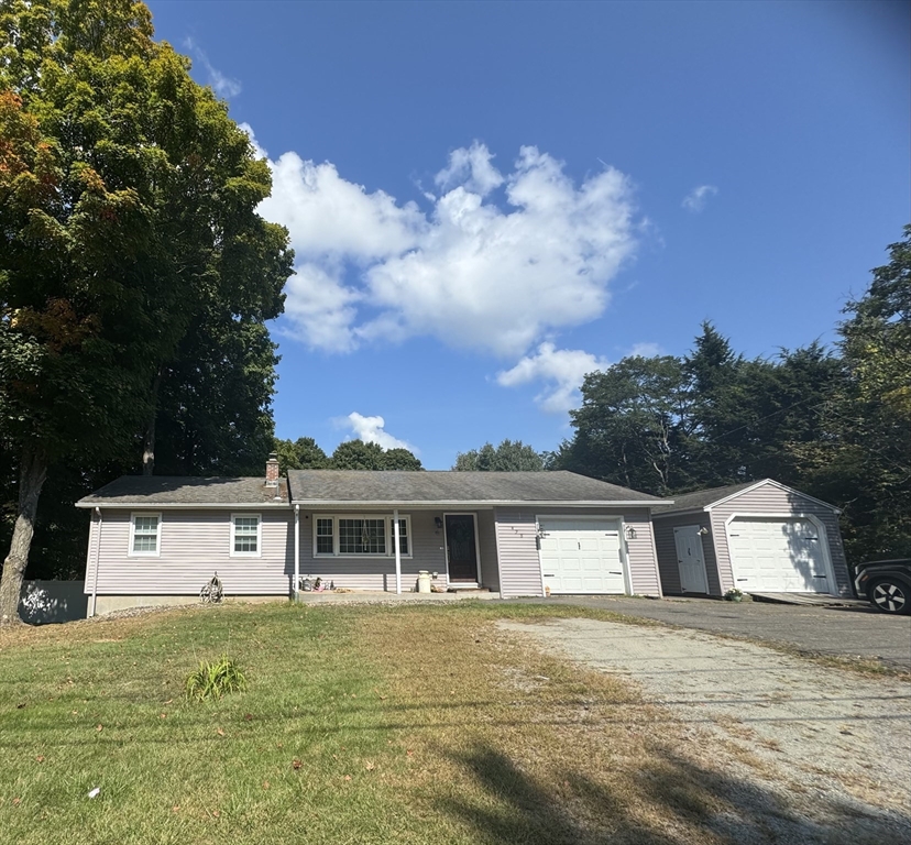 438 State St Property Photo 1