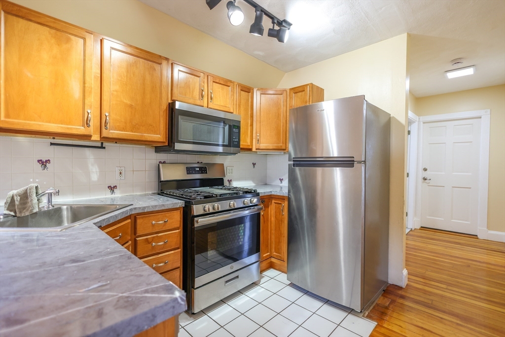 2A Hazel St # 3 Property Photo 1