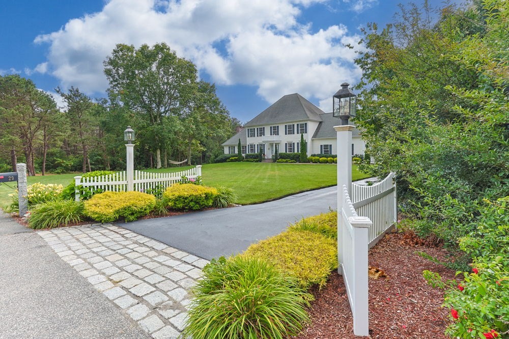 29 Weatherdeck Dr