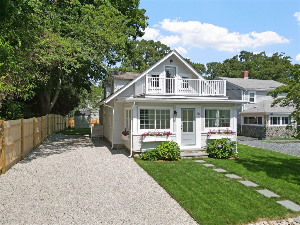 18 Cochituate Rd Property Photo 1