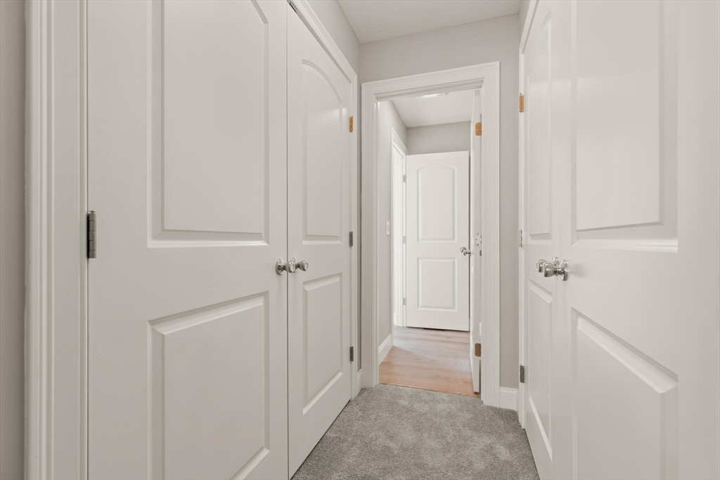 18b Pine Hill Way Property Photo 6