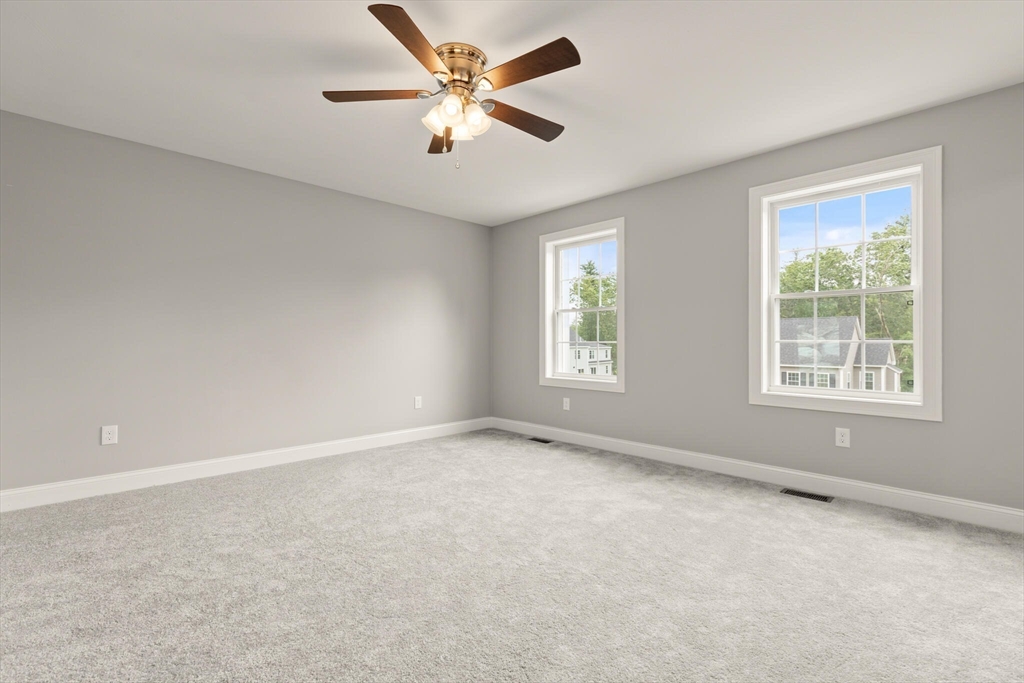 18b Pine Hill Way Property Photo 8