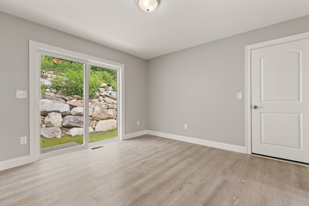 18b Pine Hill Way Property Photo 10