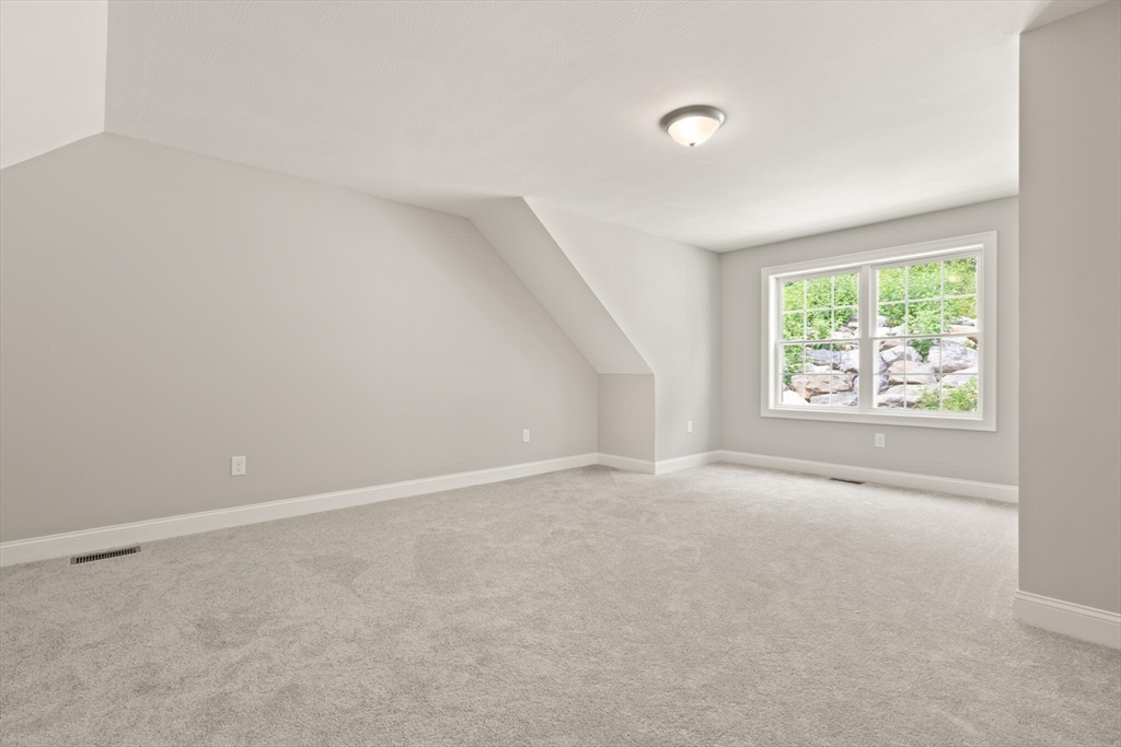 18b Pine Hill Way Property Photo 20