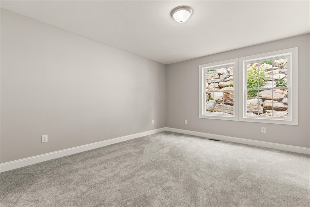 18b Pine Hill Way Property Photo 22