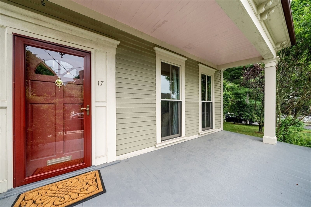 17 Myrtle Property Photo 2