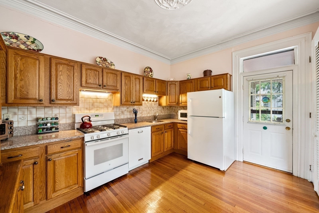 17 Myrtle Property Photo 13
