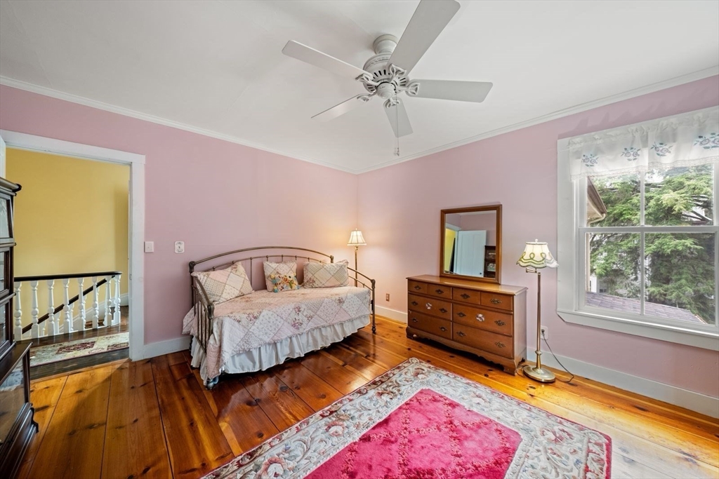 17 Myrtle Property Photo 20