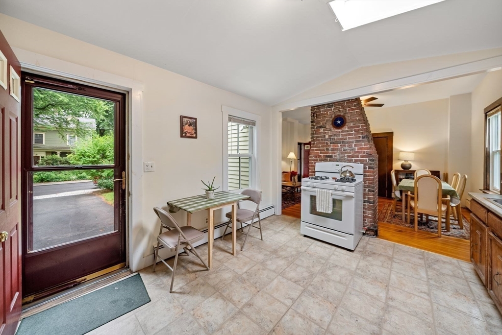 17 Myrtle Property Photo 23