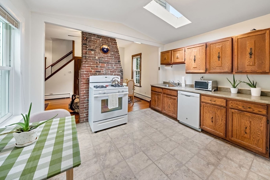 17 Myrtle Property Photo 24