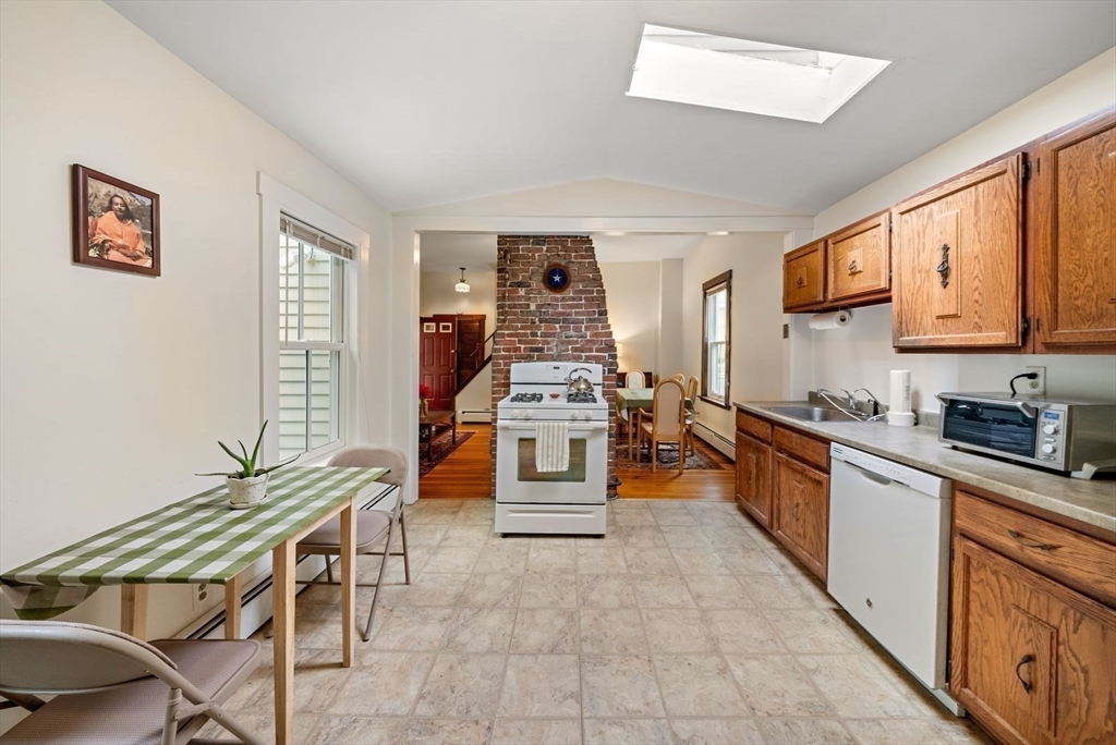 17 Myrtle Property Photo 25