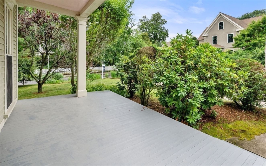 17 Myrtle Property Photo 38