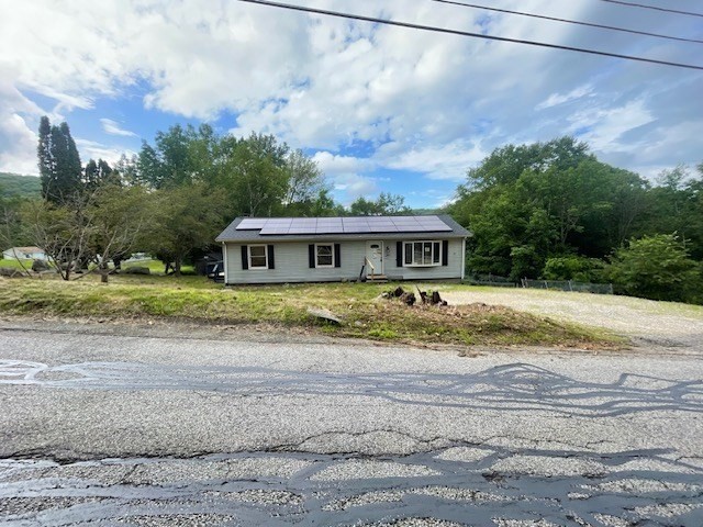352 Reed St Property Photo 1