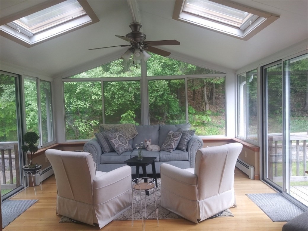 275 Lower Hampden Rd