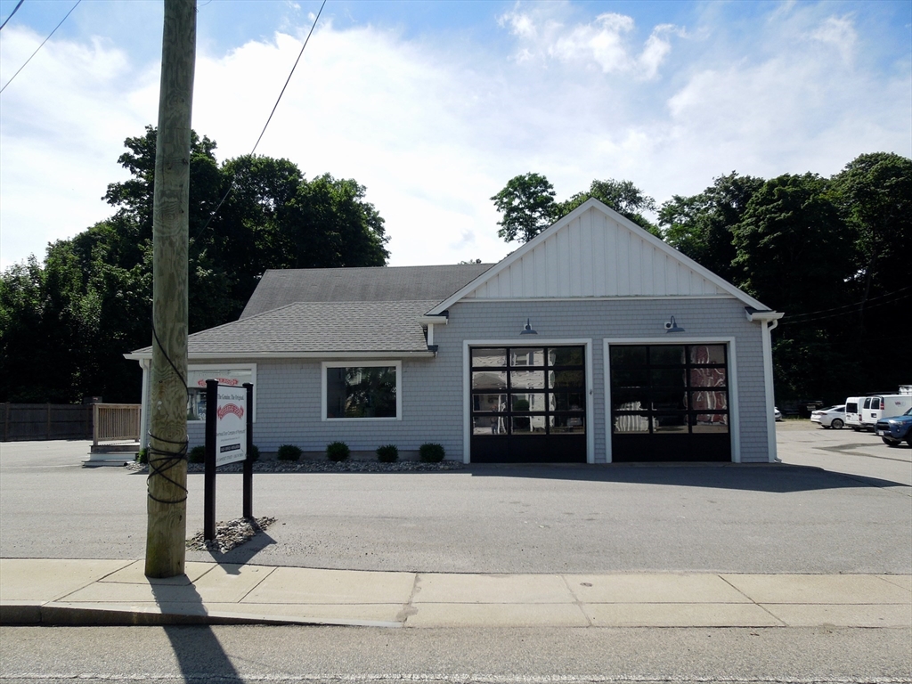 32 Samoset Street Property Photo 1