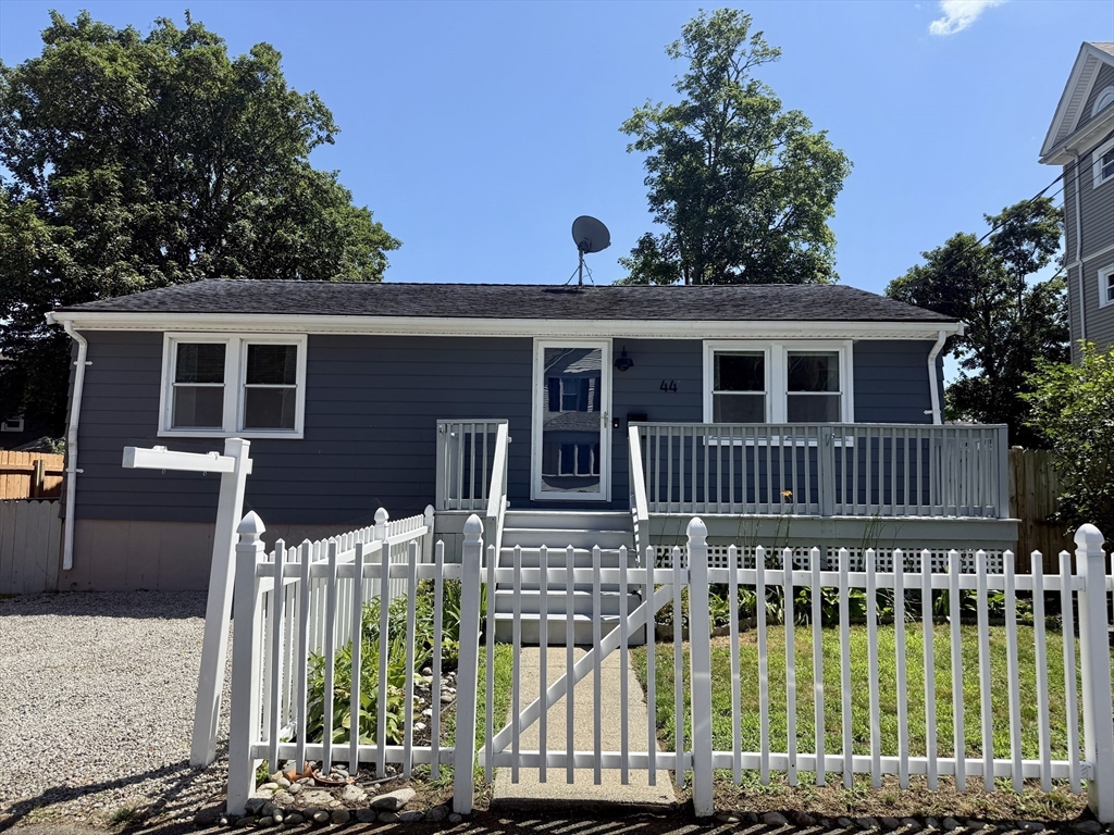 44 Maitland St Property Photo 1