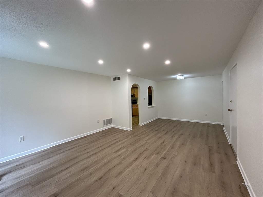 59 School St # B8 Property Photo 5