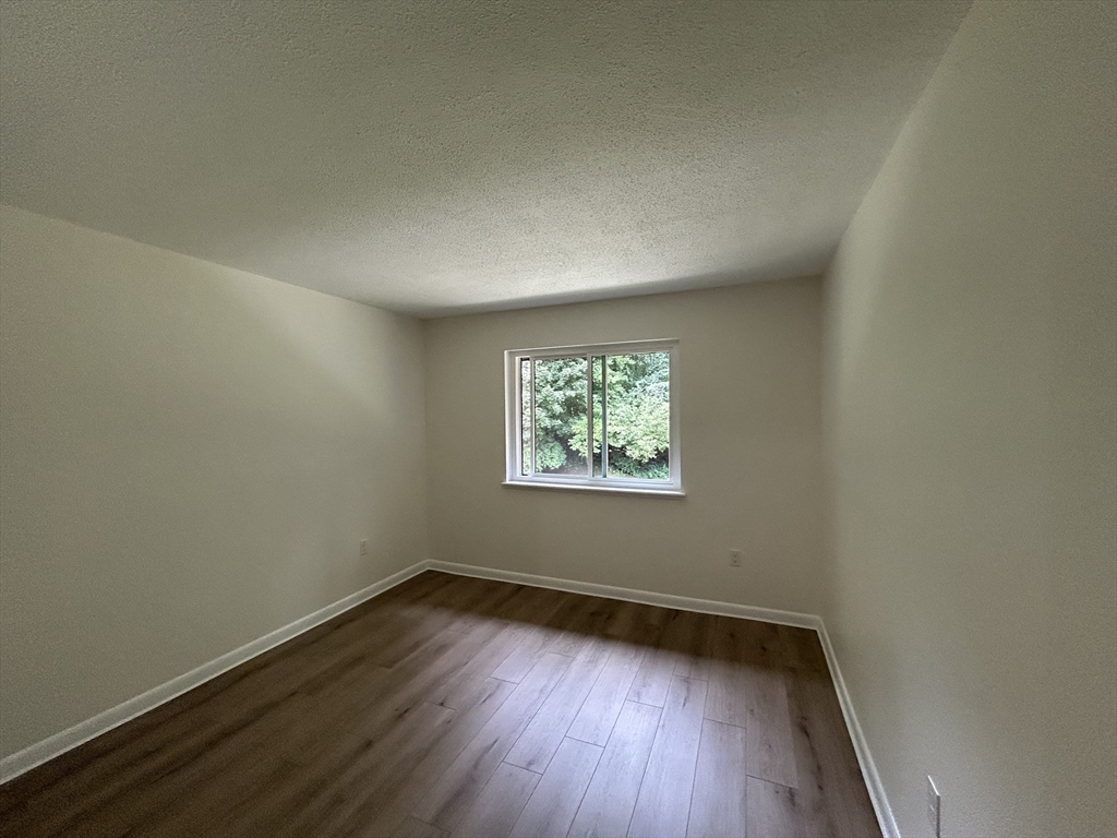 59 School St # B8 Property Photo 12